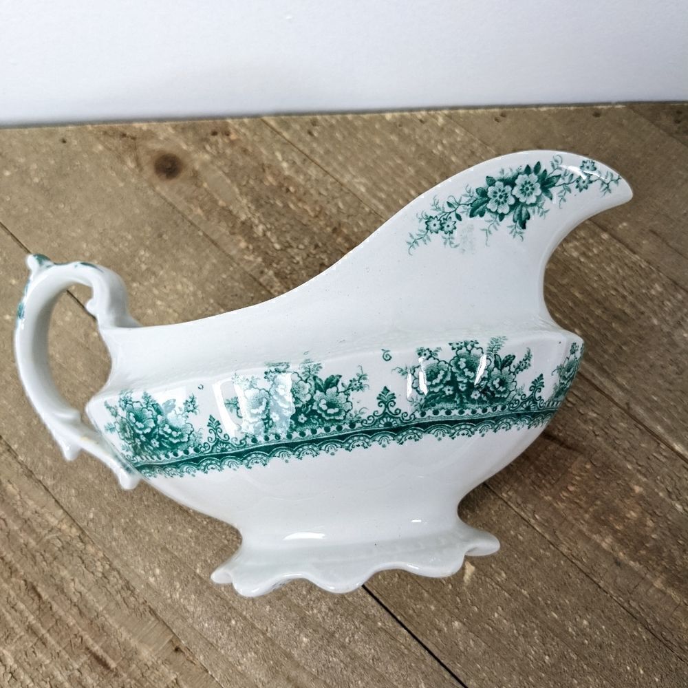 Hanley Regal by Dudson, Wilcox & Till Teal floral pattern Gravy Boat